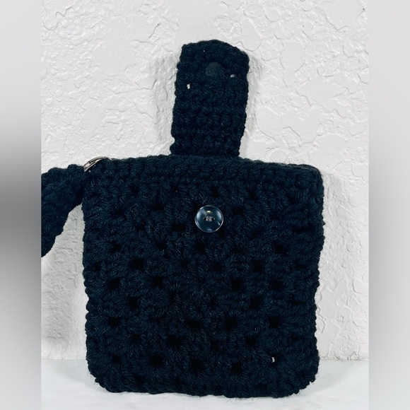 Black Crochet Wristlet Bag - Picture 8 of 11